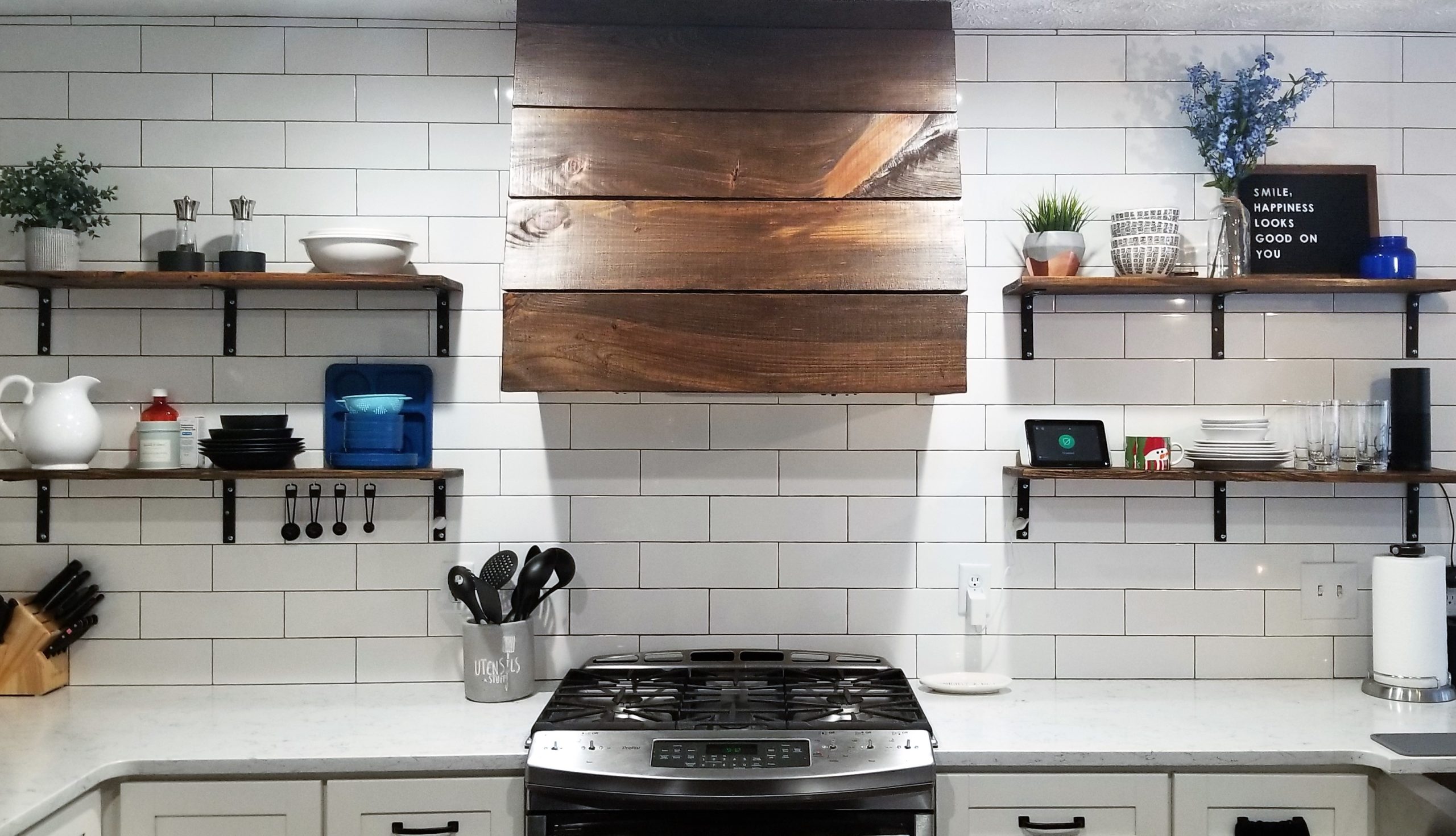 5 TIPS FOR OPEN SHELVING Simply Aligned Home