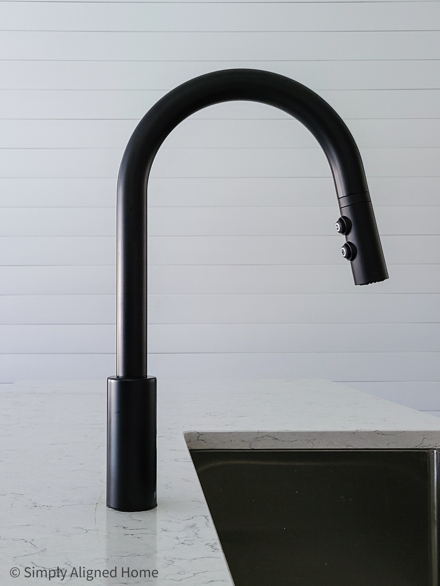 TOUCHLESS MODERN KITCHEN FAUCET Pfister Faucets Simply Aligned Home