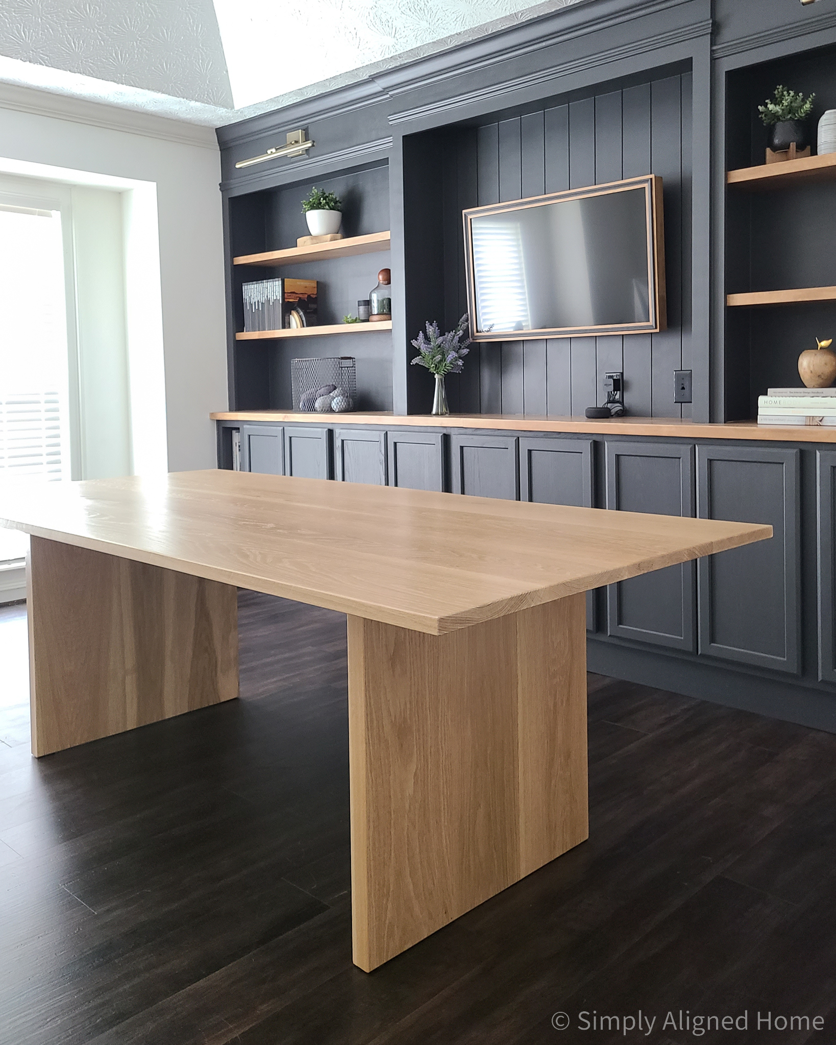 HOW I BUILT MY MODERN WHITE OAK DINING TABLE - Simply Aligned Home