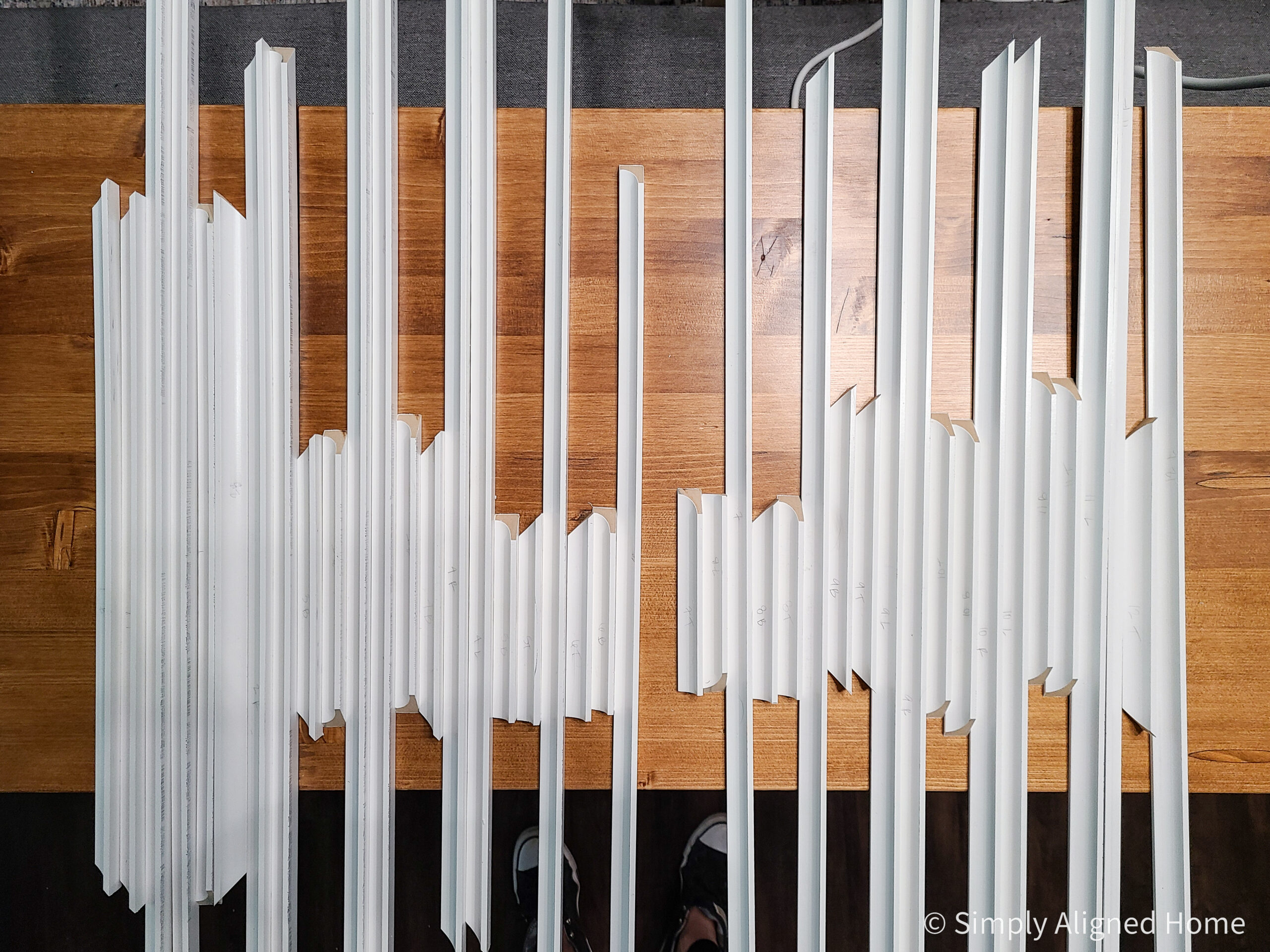 HOW TO INSTALL MODERN PICTURE FRAME MOULDING Simply Aligned Home