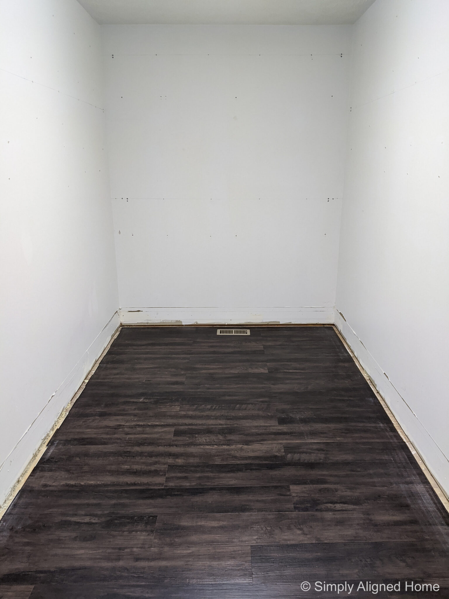 How To Build A Custom Diy Closet Part I Simply Aligned Home 9046