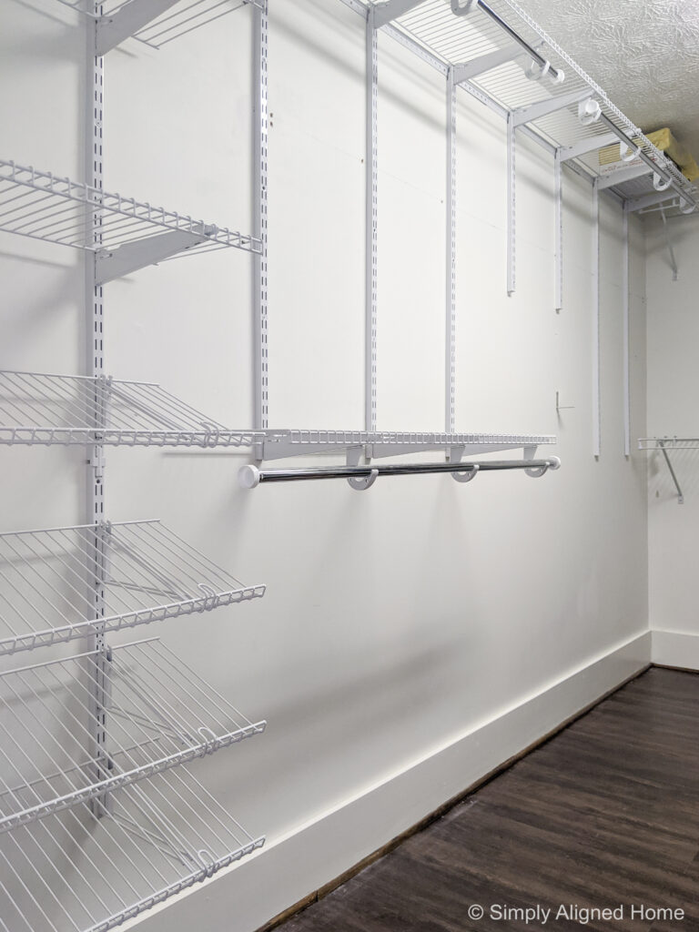 Got Wire Shelves In A Walk In Closet? Don't Settle.Make A Custom Closet  Pronto!